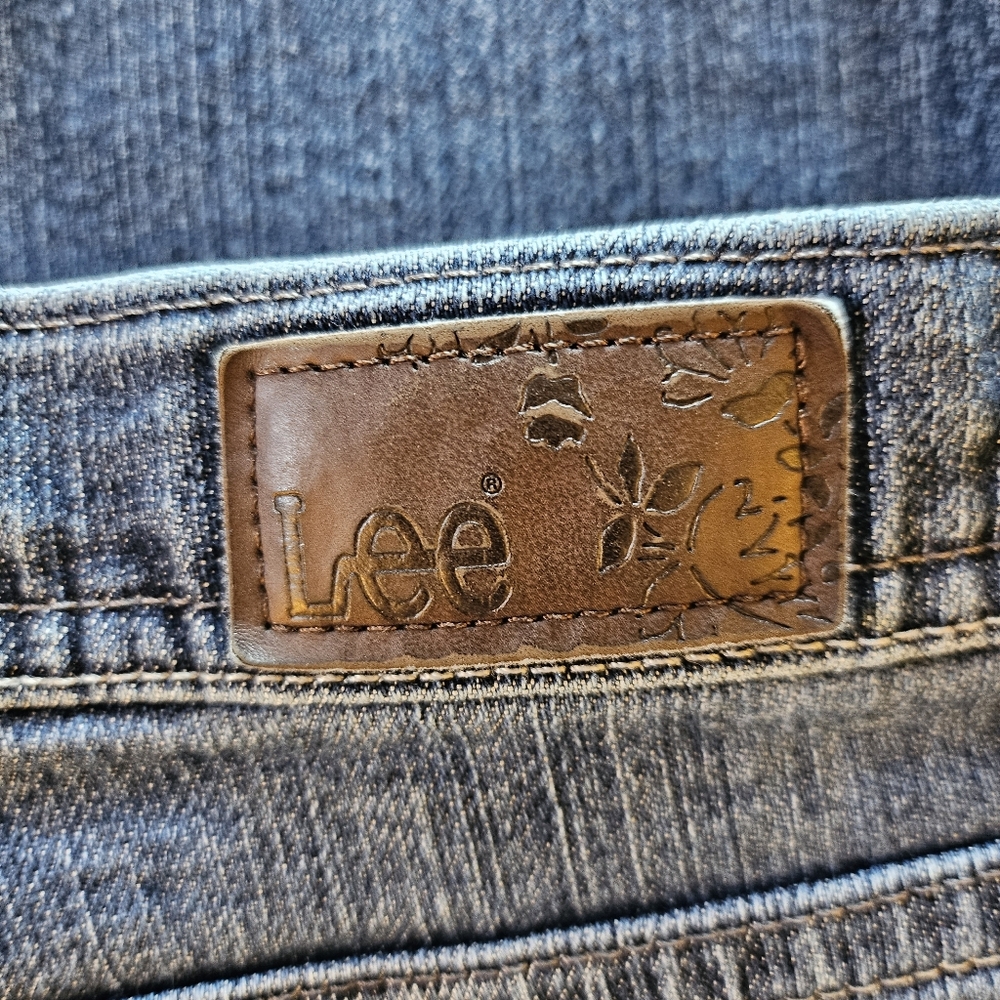 Lee Classic Denim Blue Jeans